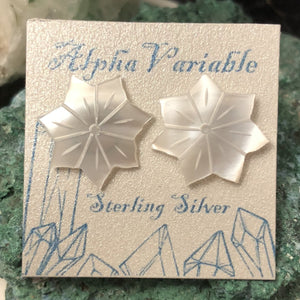 Mother Of Pearl Flower Earrings - Earrings - AlphaVariable