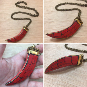 Coral Horn Necklace - Necklace - AlphaVariable