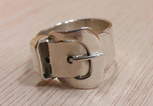 Belt Buckle Ring - Ring - AlphaVariable