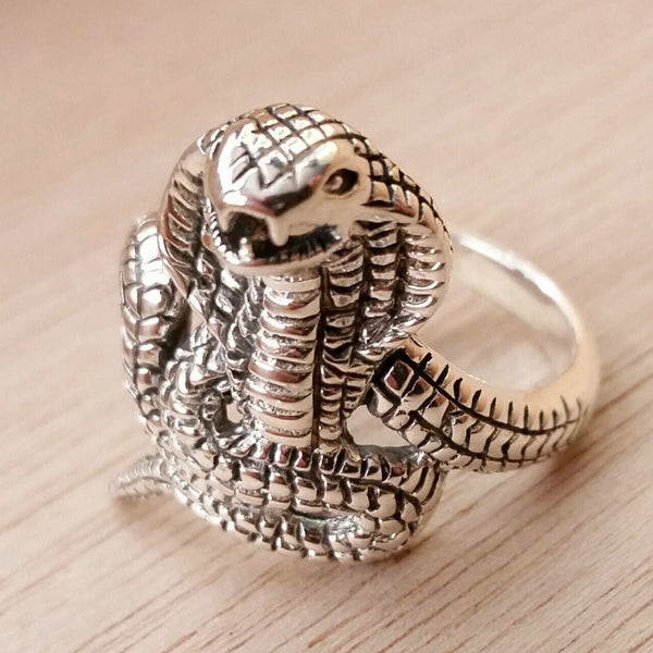 Snake Ring - Ring - AlphaVariable