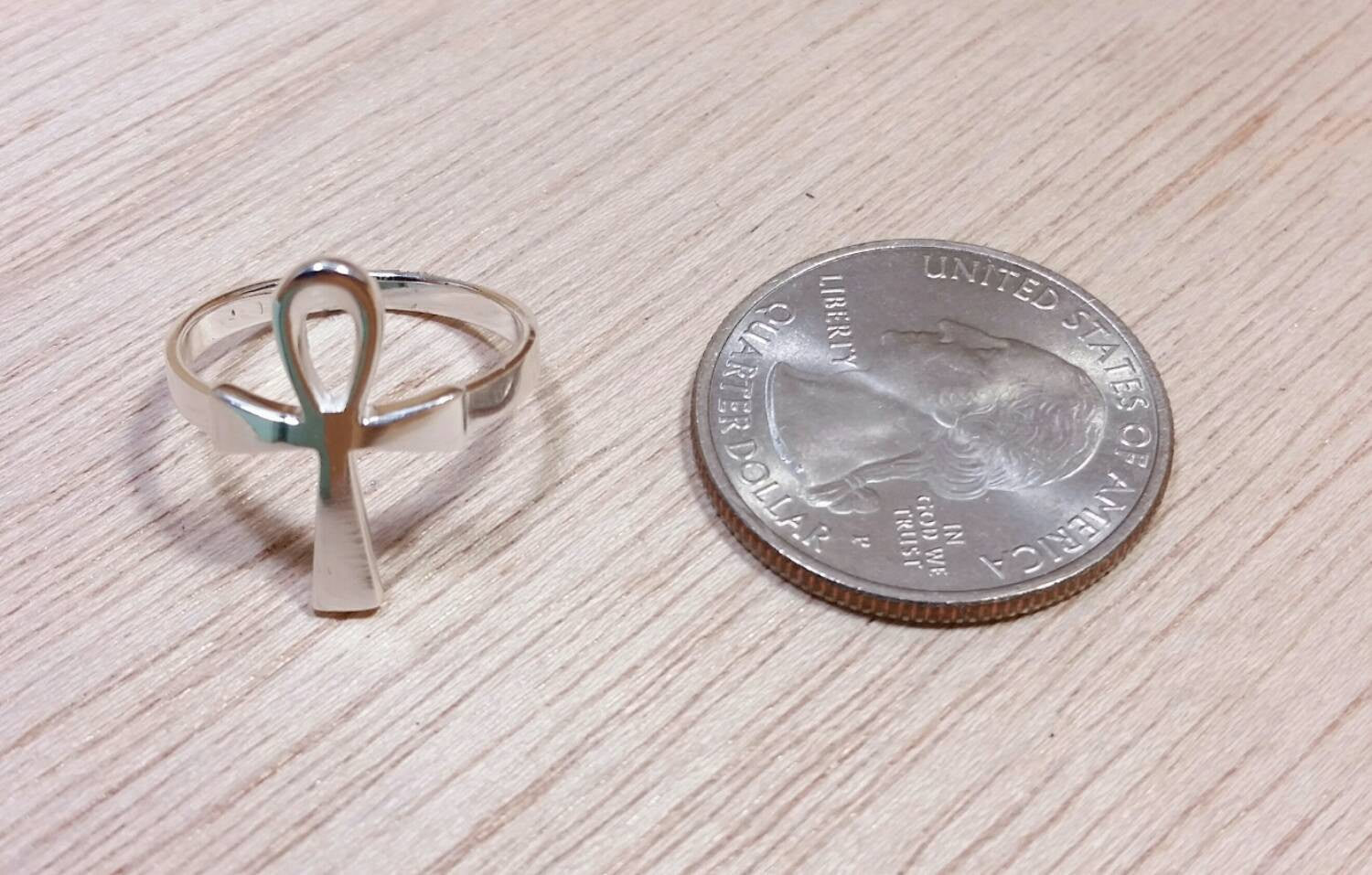 Ankh Ring - Ring - AlphaVariable