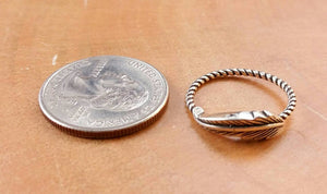 Feather Ring - Ring - AlphaVariable