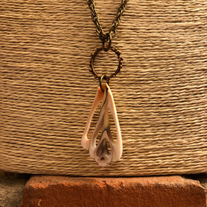 Sea Shell Necklace - Necklace - AlphaVariable
