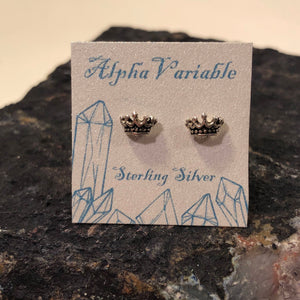 Crown Stud Earrings - Earrings - AlphaVariable