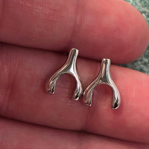 Wishbone Earrings - Earrings - AlphaVariable